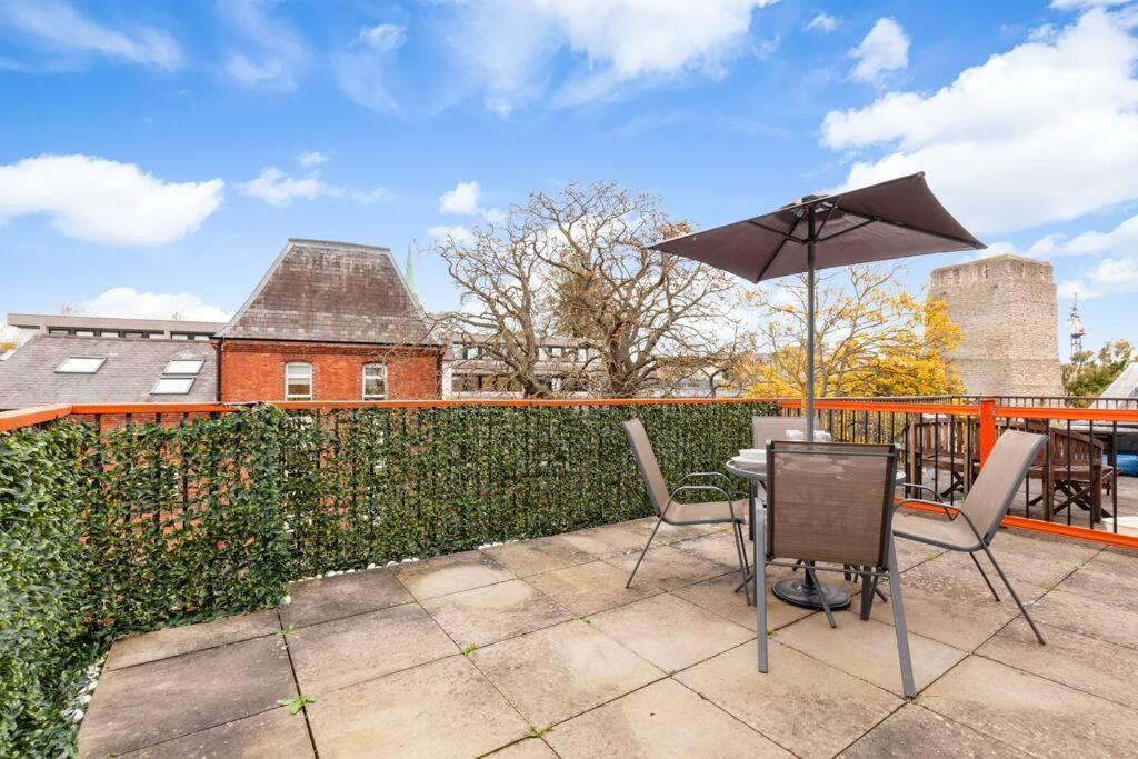 Apartment In The Heart Of The City Centre, Live Like A Local Oxford Extérieur photo